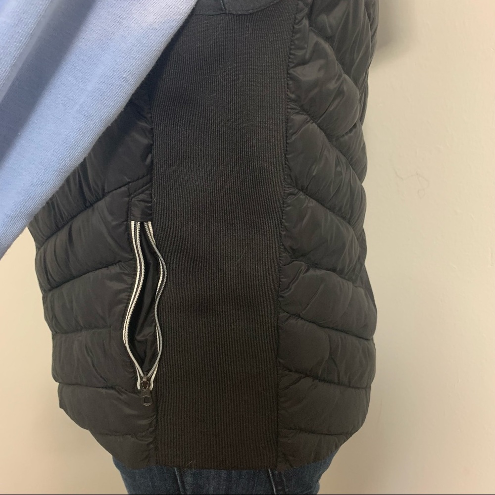 Gap Primaloft Vest - image 5